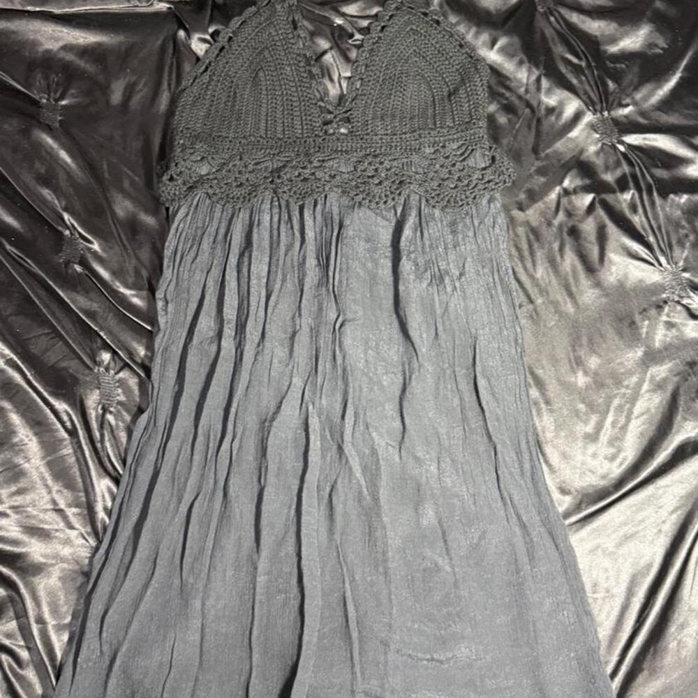 Essence gray crochet halter cover